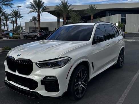 Used 2019 BMW X5 xDrive50i w/ M Sport Package AWD/4WD image 10