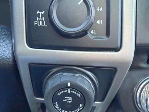 Used 2016 Ford F150 Lariat w/ Equipment Group 502A Luxury image 18