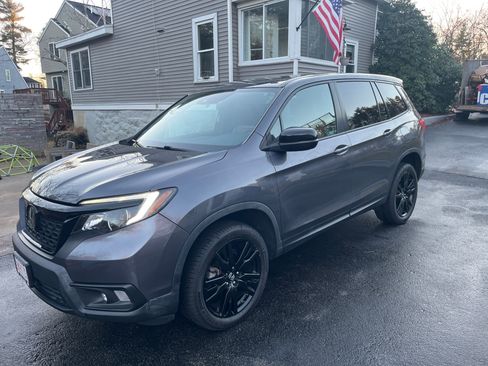 Used 2019 Honda Passport Sport image 1