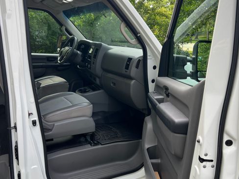 Used 2013 Nissan NV High Roof RWD image 14