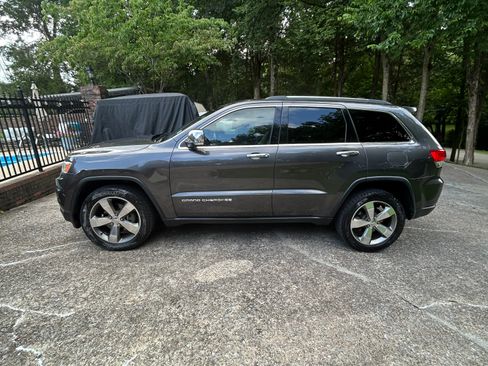 Used 2016 Jeep Grand Cherokee Limited RWD image 2