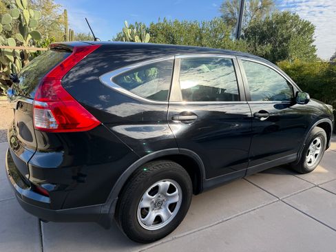 Used 2016 Honda CR-V LX image 9