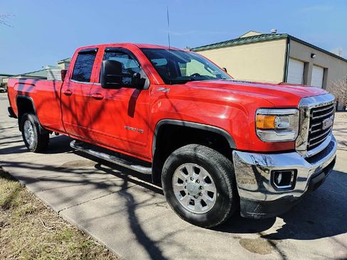 Used 2015 GMC Sierra 2500 SLE w/ SLE Preferred Package image 2
