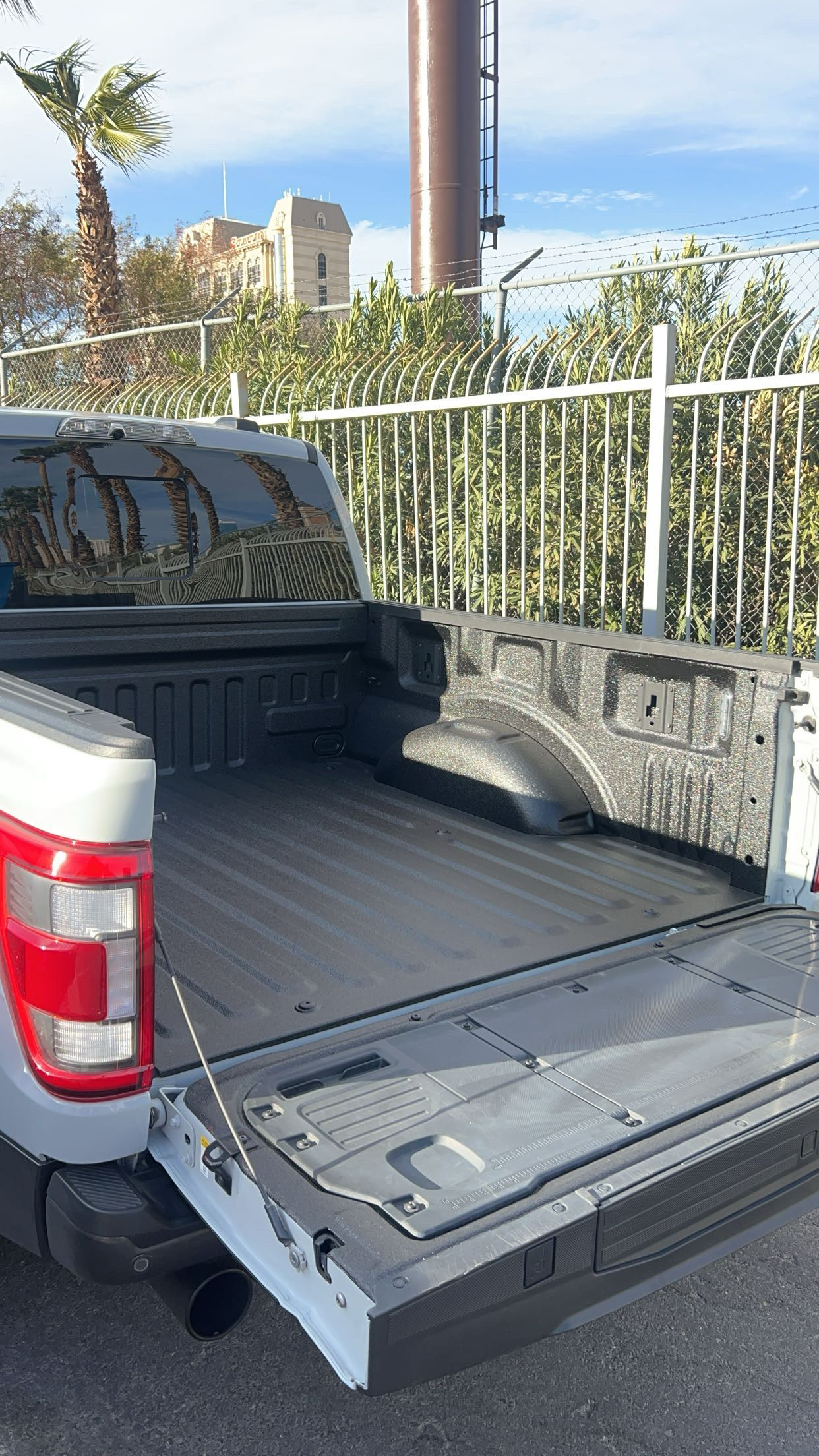 Used 2023 Ford F150 Raptor AWD/4WD image 10