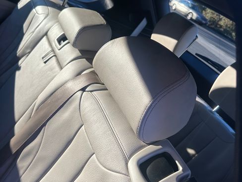 Used 2018 BMW X5 xDrive35i w/ Executive Package image 23