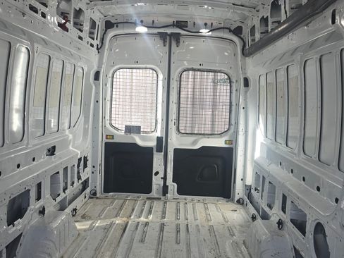 Used 2020 Ford Transit 250 Extended Length High Roof Van image 5