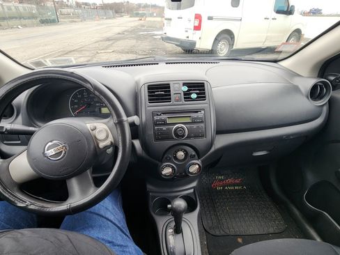Used 2013 Nissan Versa S Plus image 12