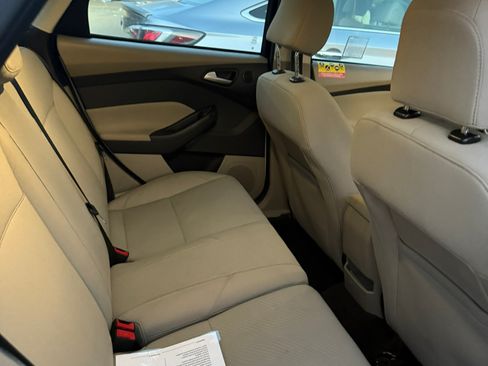 Used 2017 Ford Focus Electric Hatchback image 10