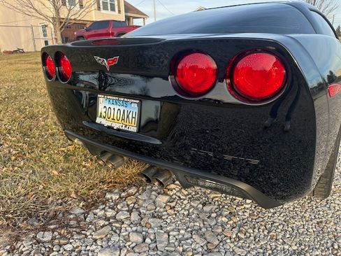 Used 2007 Chevrolet Corvette Coupe w/ Preferred Equipment Group image 12