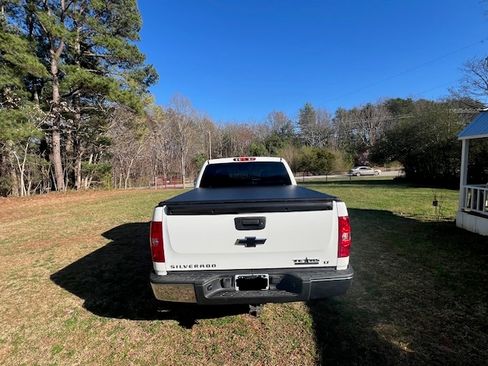 Used 2012 Chevrolet Silverado 1500 LT image 6