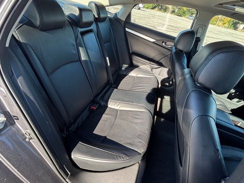 Used 2018 Honda Civic EX-L image 15