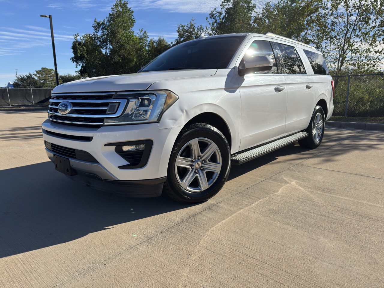 Used 2018 Ford Expedition Max XLT w/ Equipment Group 202A RWD image 6