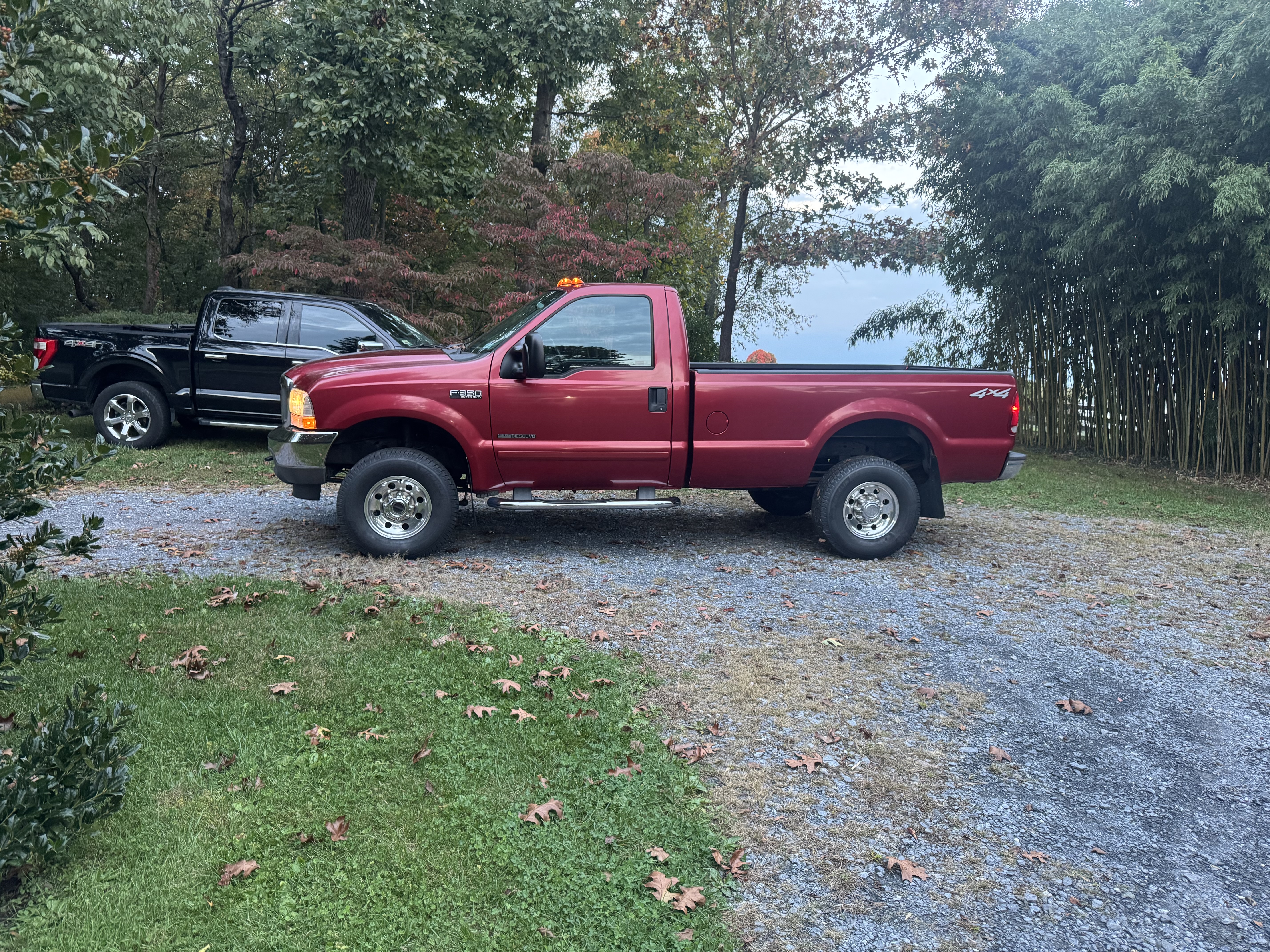 Used 2003 Ford F350 XLT AWD/4WD image 2