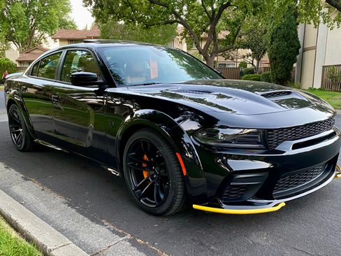 Used 2022 Dodge Charger SRT Hellcat image 6
