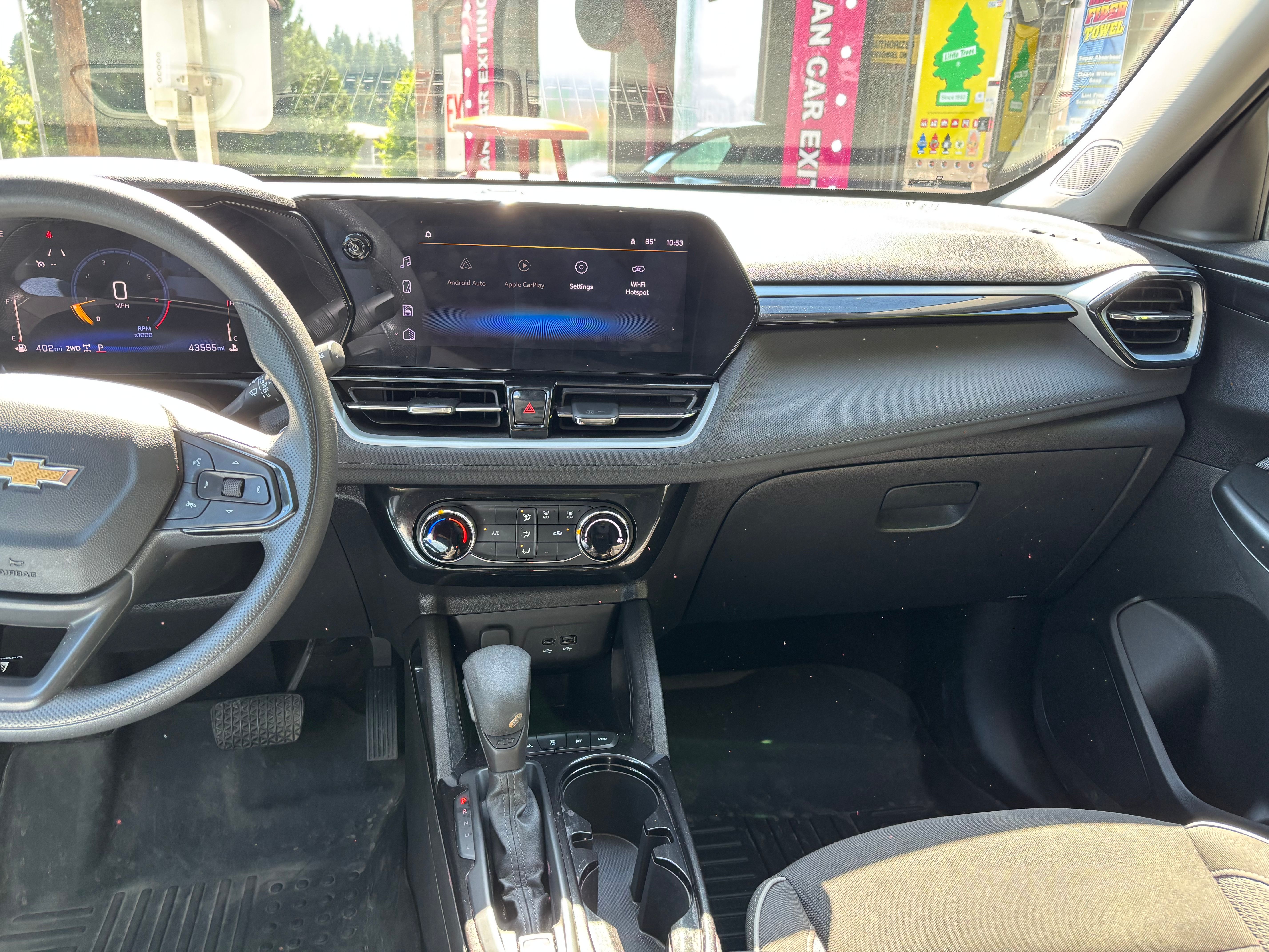 Used 2024 Chevrolet TrailBlazer LT AWD/4WD image 5