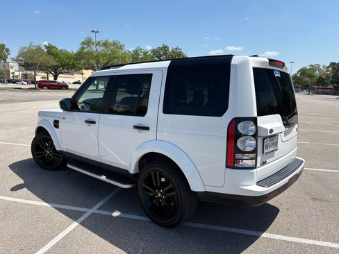 Used 2016 Land Rover LR4 HSE Silver Edition AWD/4WD image 12