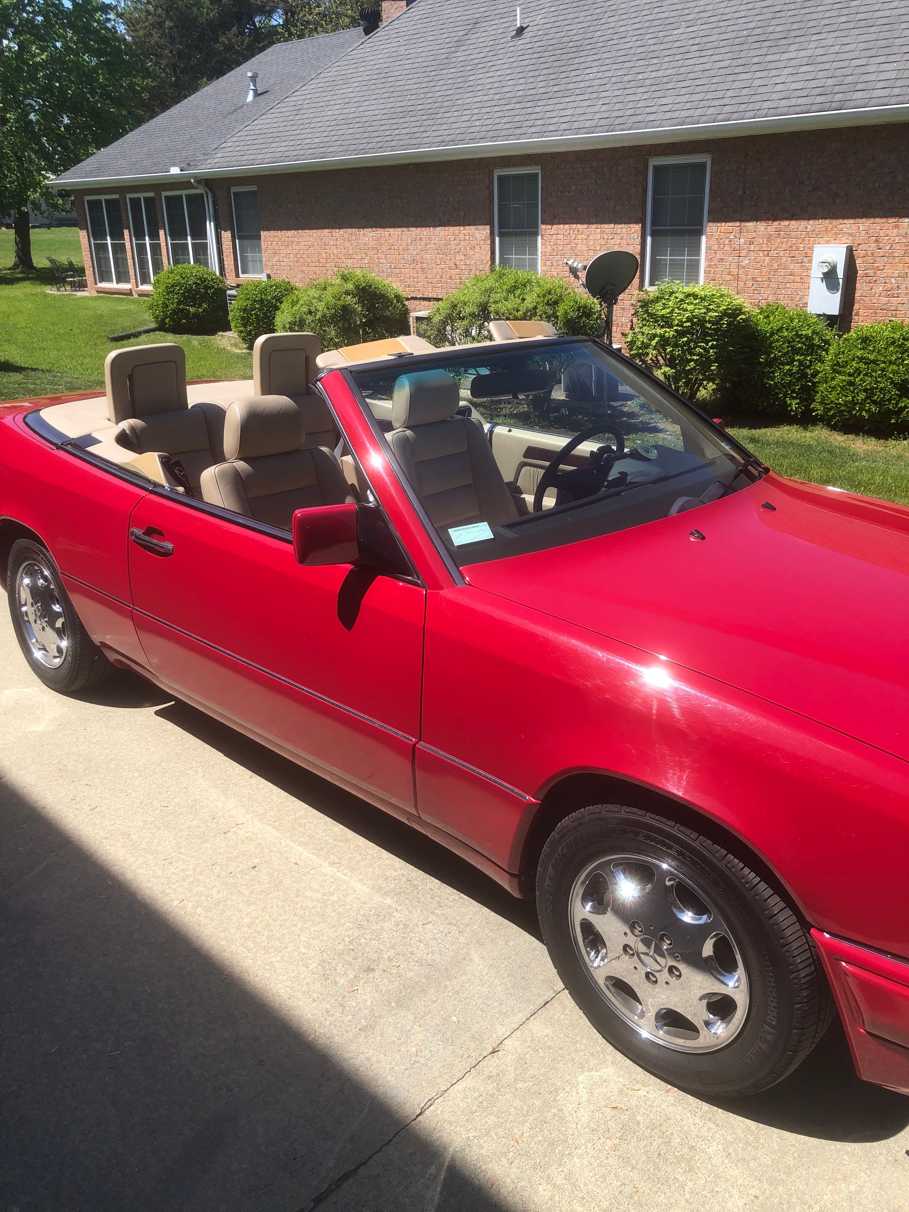Used 1995 Mercedes-Benz E 320 Convertible image 4