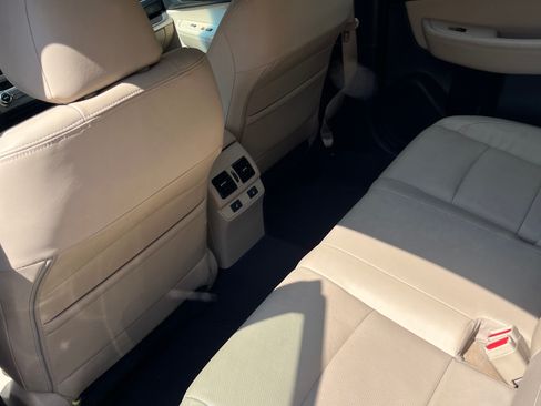 Used 2017 Subaru Legacy 2.5i Limited image 12