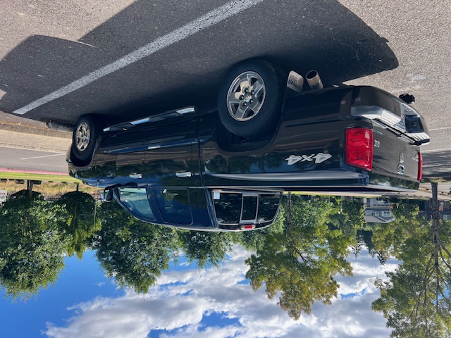 Used 2006 Dodge Dakota Laramie w/ Mopar Chrome Edition Group AWD/4WD image 4