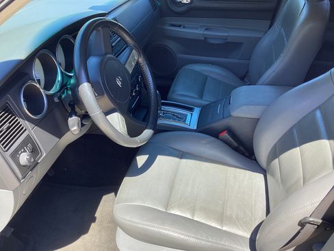 Used 2005 Dodge Magnum R/T w/ Convenience Group II RWD image 14