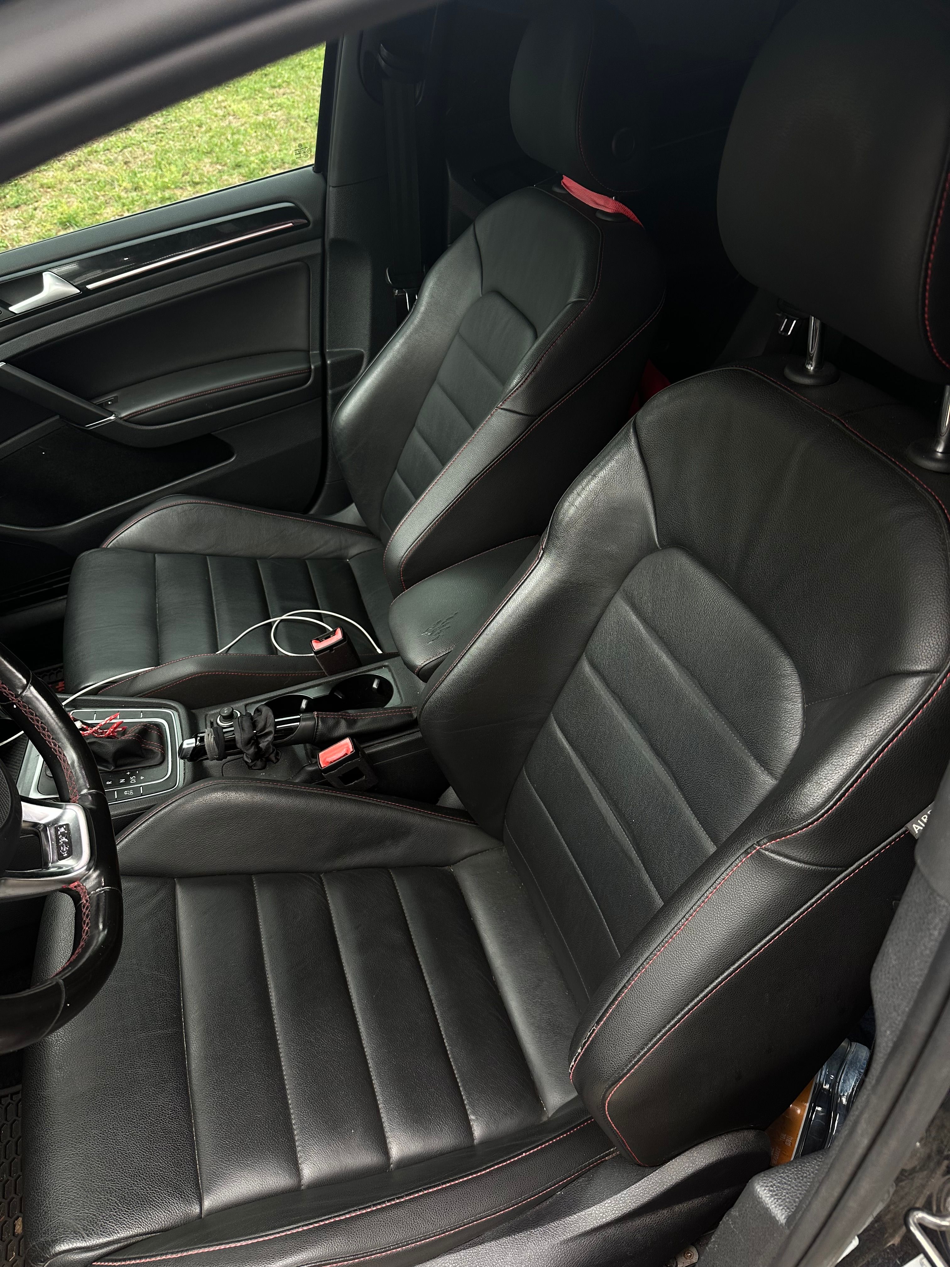 Used 2017 Volkswagen GTI Autobahn FWD image 4