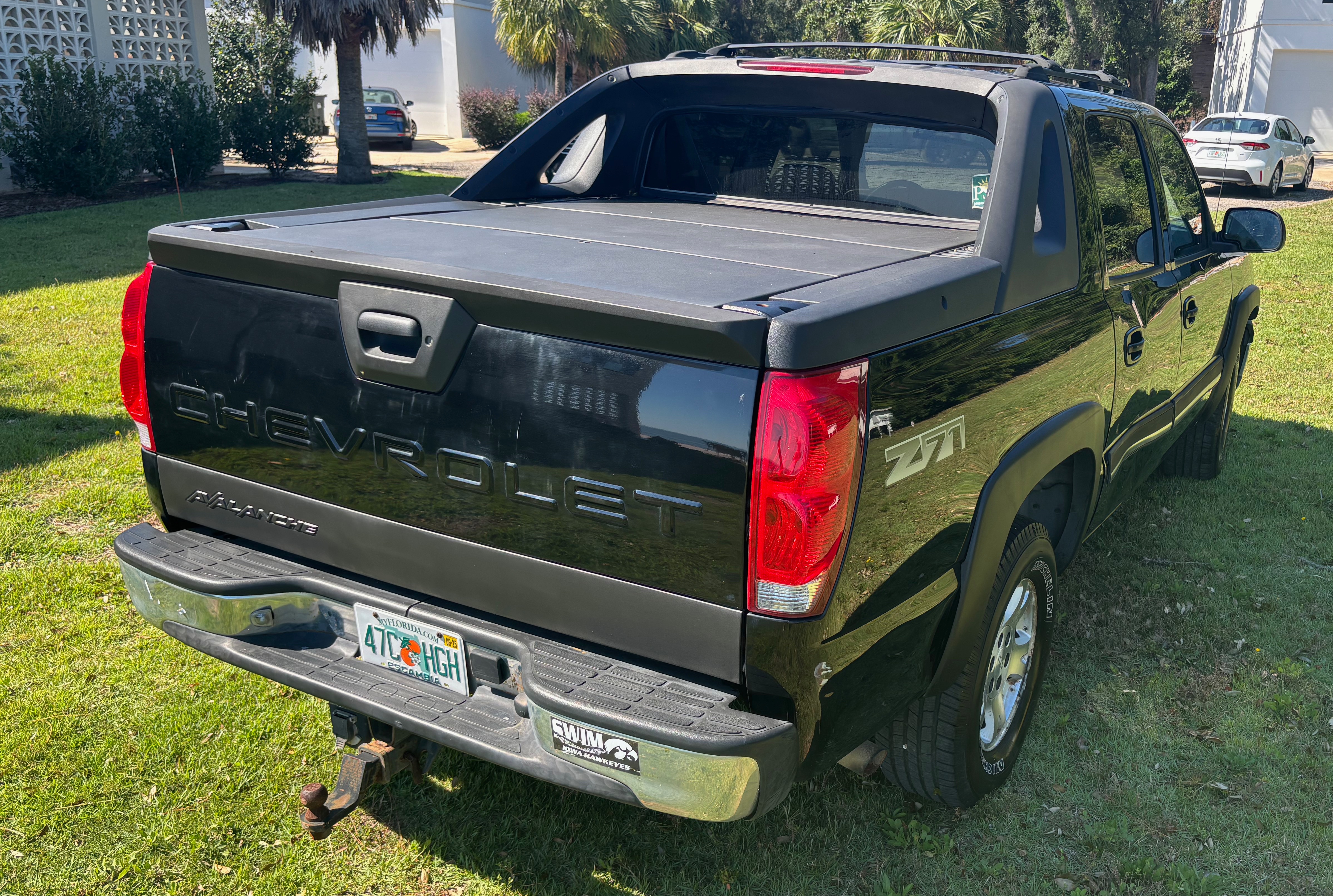 Used 2005 Chevrolet Avalanche Z71 w/ Sun And Sound Package AWD/4WD image 15