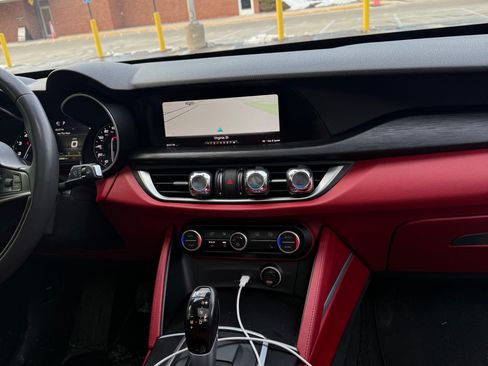 Used 2018 Alfa Romeo Stelvio Sport w/ Cold Weather Package image 6