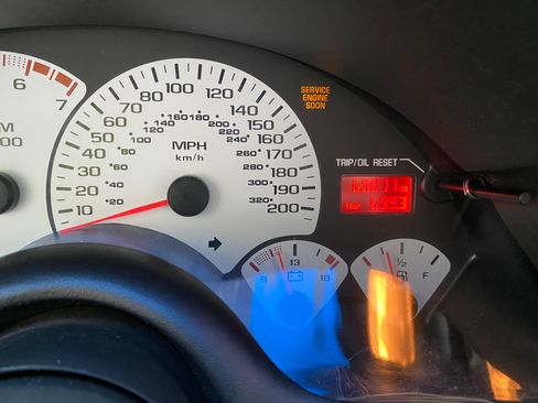 Used 2000 Chevrolet Camaro Z28 w/ SS Performance/Appearance Pkg image 19