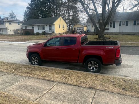 Used 2016 Chevrolet Colorado Z71 image 4