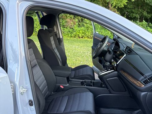 Used 2021 Honda CR-V EX image 4