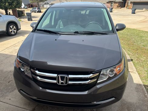 Used 2016 Honda Odyssey EX-L image 2