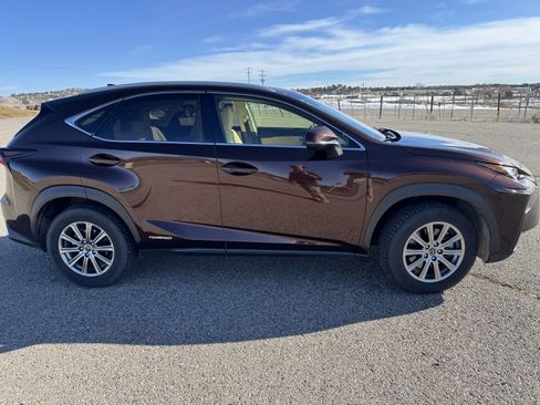 Used 2018 Lexus NX 300h AWD w/ Comfort Package image 2