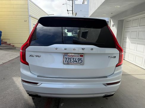 Used 2018 Volvo XC90 T6 Inscription w/ Convenience Package image 16