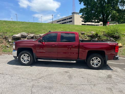 Used 2017 Chevrolet Silverado 1500 LT w/ All Star Edition AWD/4WD image 1