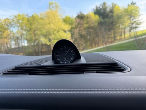 Used 2023 Porsche Panamera 4S image 25