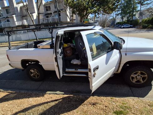 Used 2000 Dodge Ram 1500 Truck 2WD Quad Cab image 13