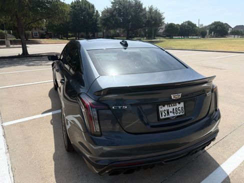 Used 2022 Cadillac CT5 V Blackwing w/ Carbon Fiber Package 2 RWD image 6