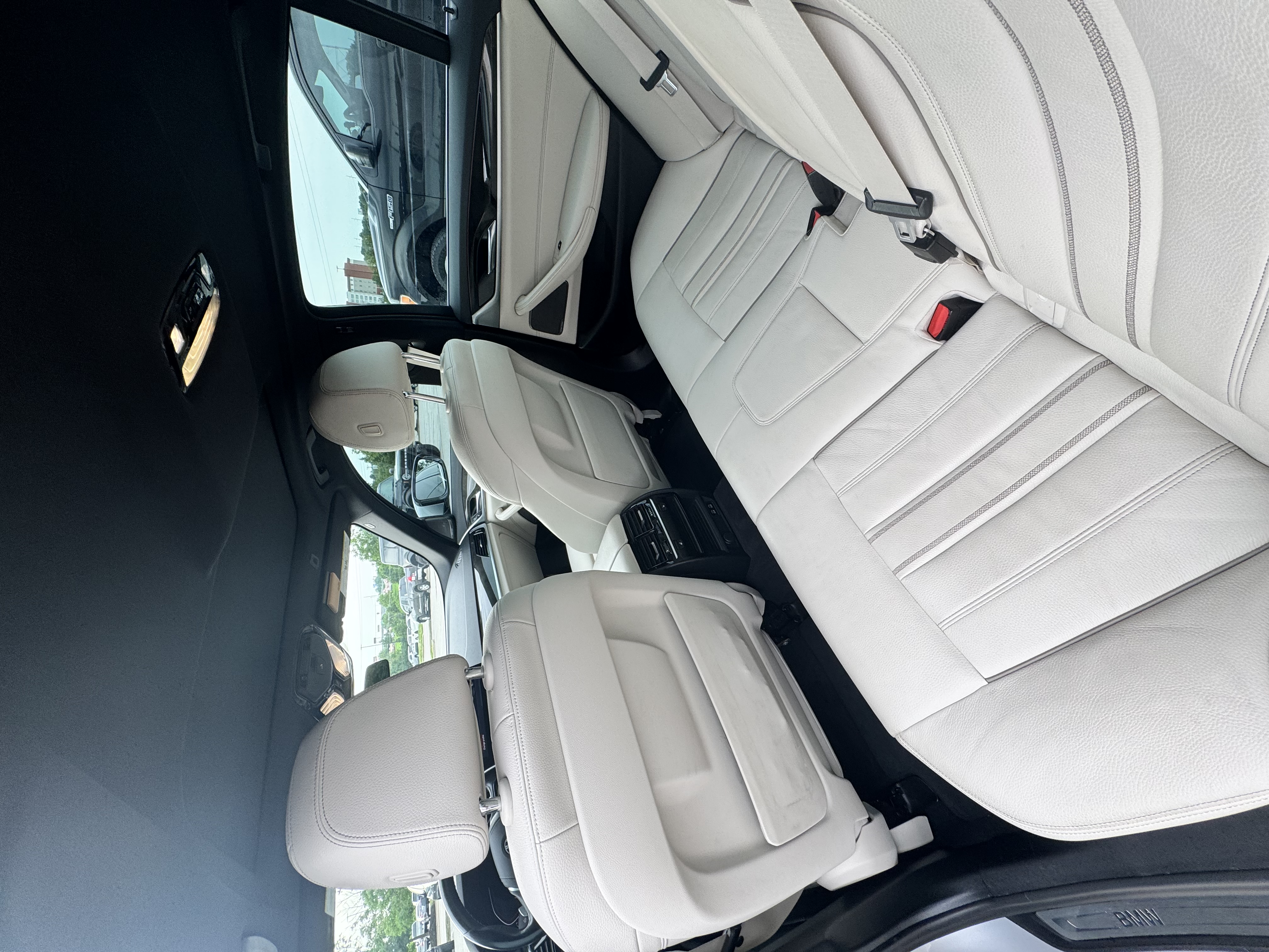 Used 2020 BMW 530i xDrive w/ Premium Package AWD/4WD image 14