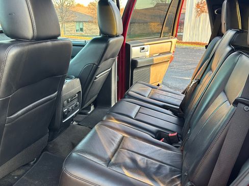 Used 2017 Ford Expedition XLT w/ Equipment Group 202A image 10