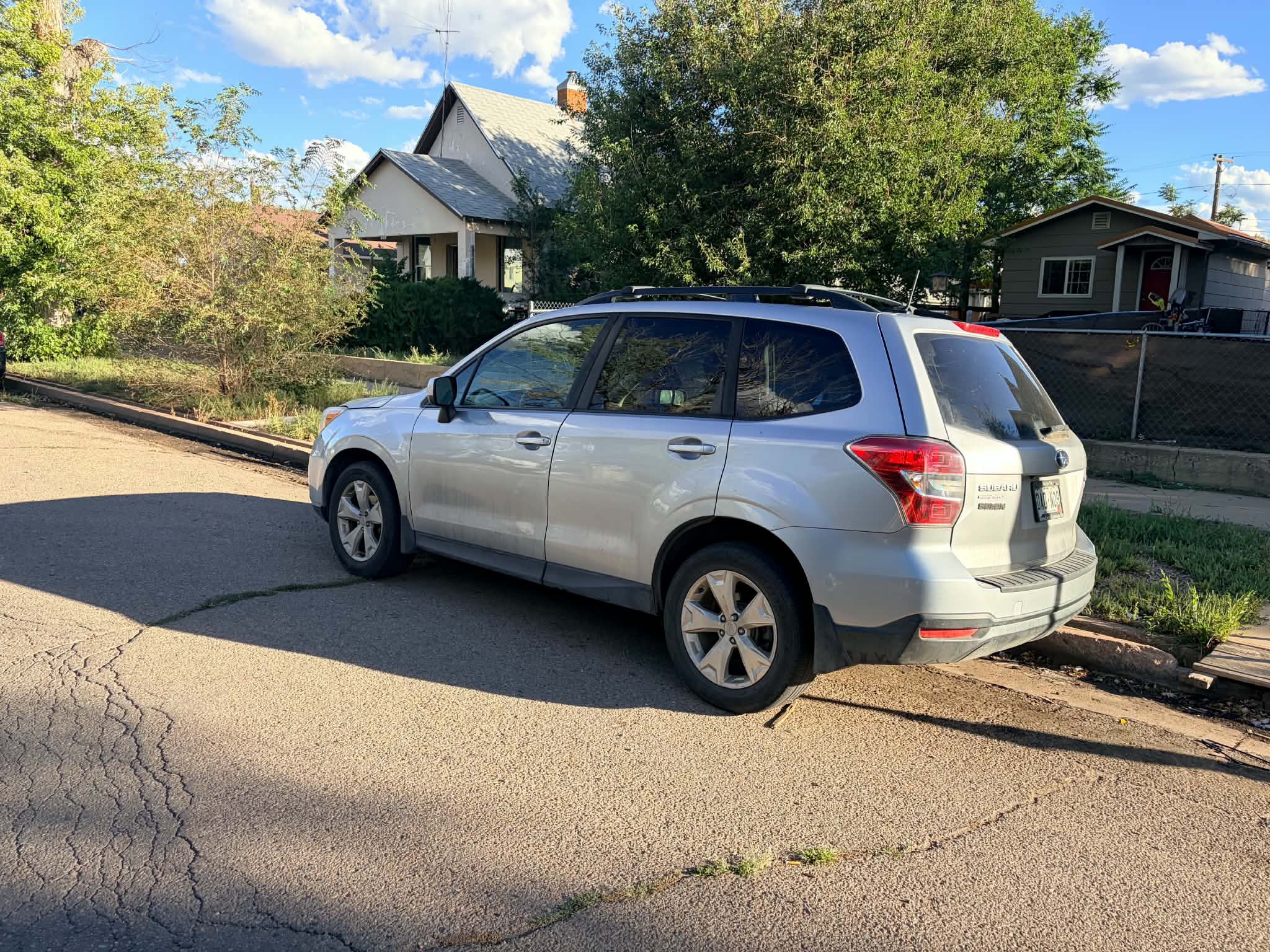 Used 2014 Subaru Forester 2.5i Premium AWD/4WD image 9