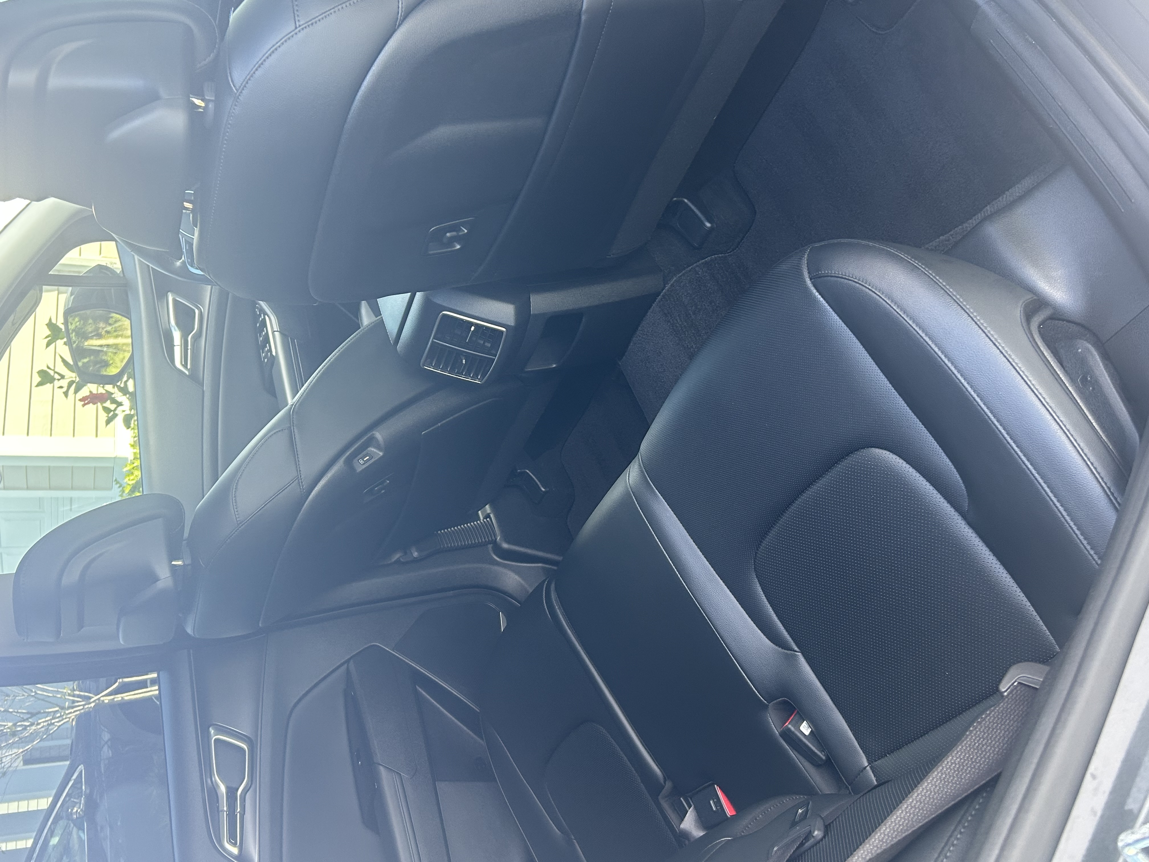 Used 2025 Kia Sportage EX FWD image 13