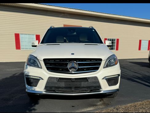 Used 2014 Mercedes-Benz ML 63 AMG 4MATIC image 2