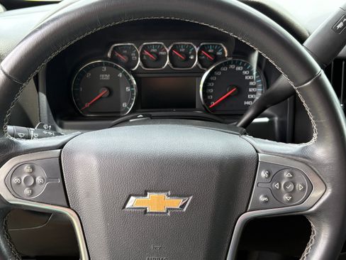 Used 2018 Chevrolet Silverado 1500 LT w/ All Star Edition image 16