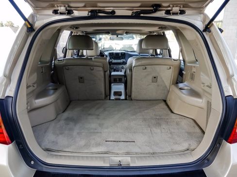 Used 2008 Toyota Highlander Sport w/ Tow Pkg image 13