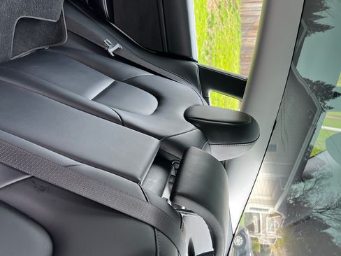 Used 2021 Tesla Model 3 Performance image 14