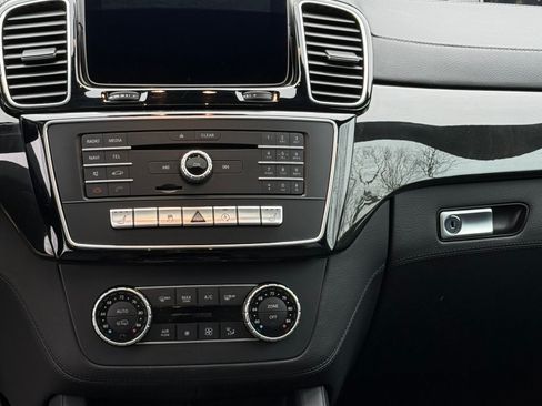 Used 2018 Mercedes-Benz GLE 43 AMG 4MATIC image 8