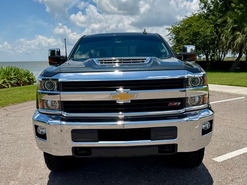 Used 2017 Chevrolet Silverado 2500 LTZ w/ Duramax Plus Package AWD/4WD image 2