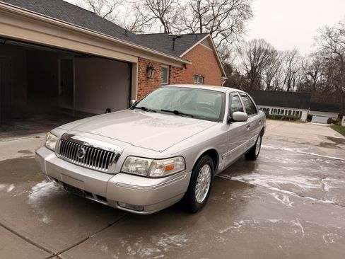 Used 2006 Mercury Grand Marquis LS image 4