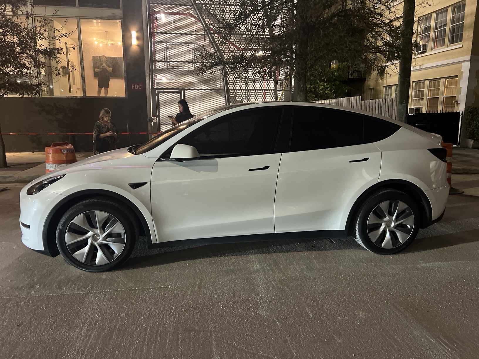 Used 2022 Tesla Model Y Long Range AWD/4WD image 8
