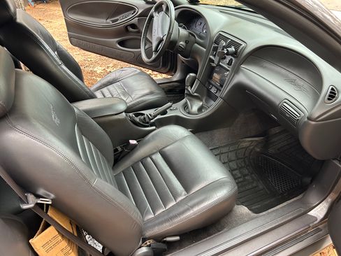 Used 2003 Ford Mustang GT Premium image 4